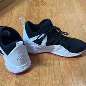 Big Kids Nike Michael Jordan’s